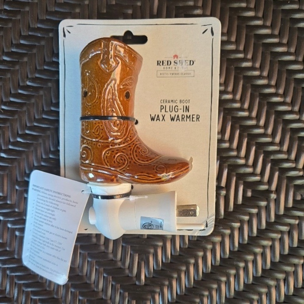 Red Shed Ceramic Western Cowboy Boot Plug-In Wax Warmer Brand New